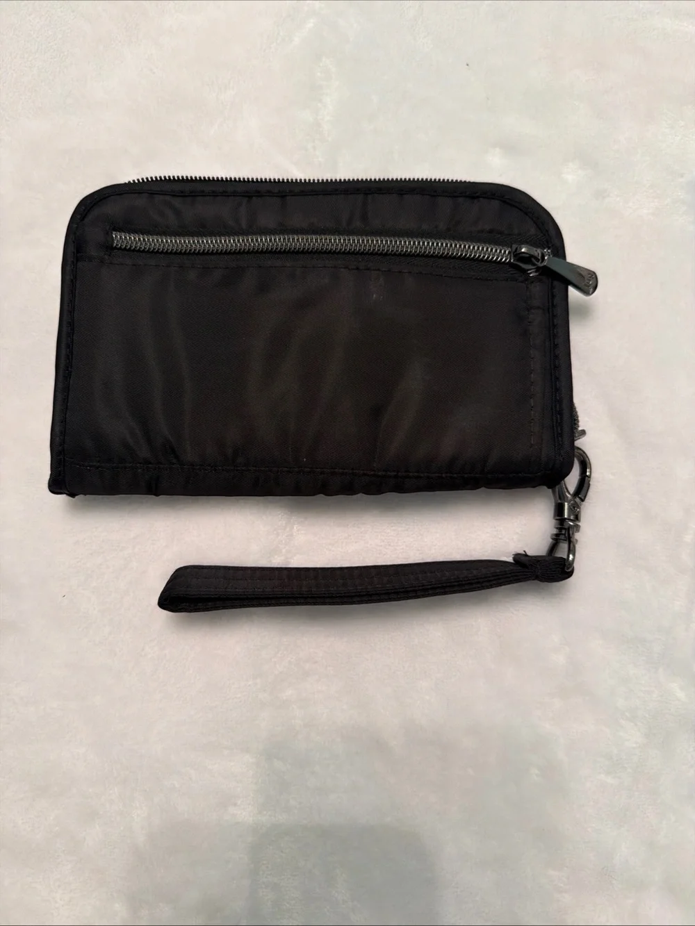Lug Tandem Zip SE  RFID Wallet